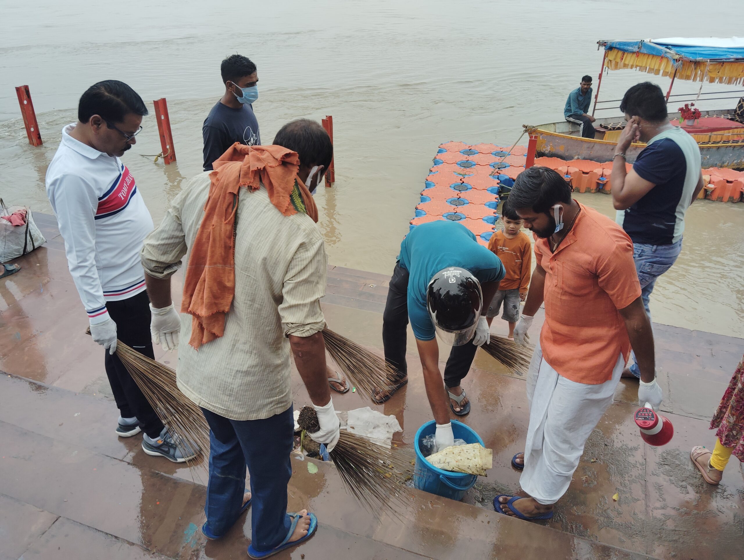 cleaning-ghat